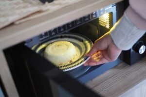 Mikrowellen erklärt: Funktionsweise einfach und verständlich