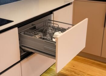 Zeolith-Trocknung im Geschirrspüler: Wie die Mineraltechnologie wirklich funktioniert