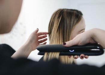 Glätteisen erklärt: Heizplatten - Materialien, Temperaturen und Unterschiede