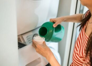Waschmittelrückstände auf der Wäsche: Ursachen, Lösungen und Vorbeugung