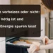 Frau nimmt ein Backblech aus einem Haushaltsbackofen; eingeblendet ist der vollständige Artikeltitel